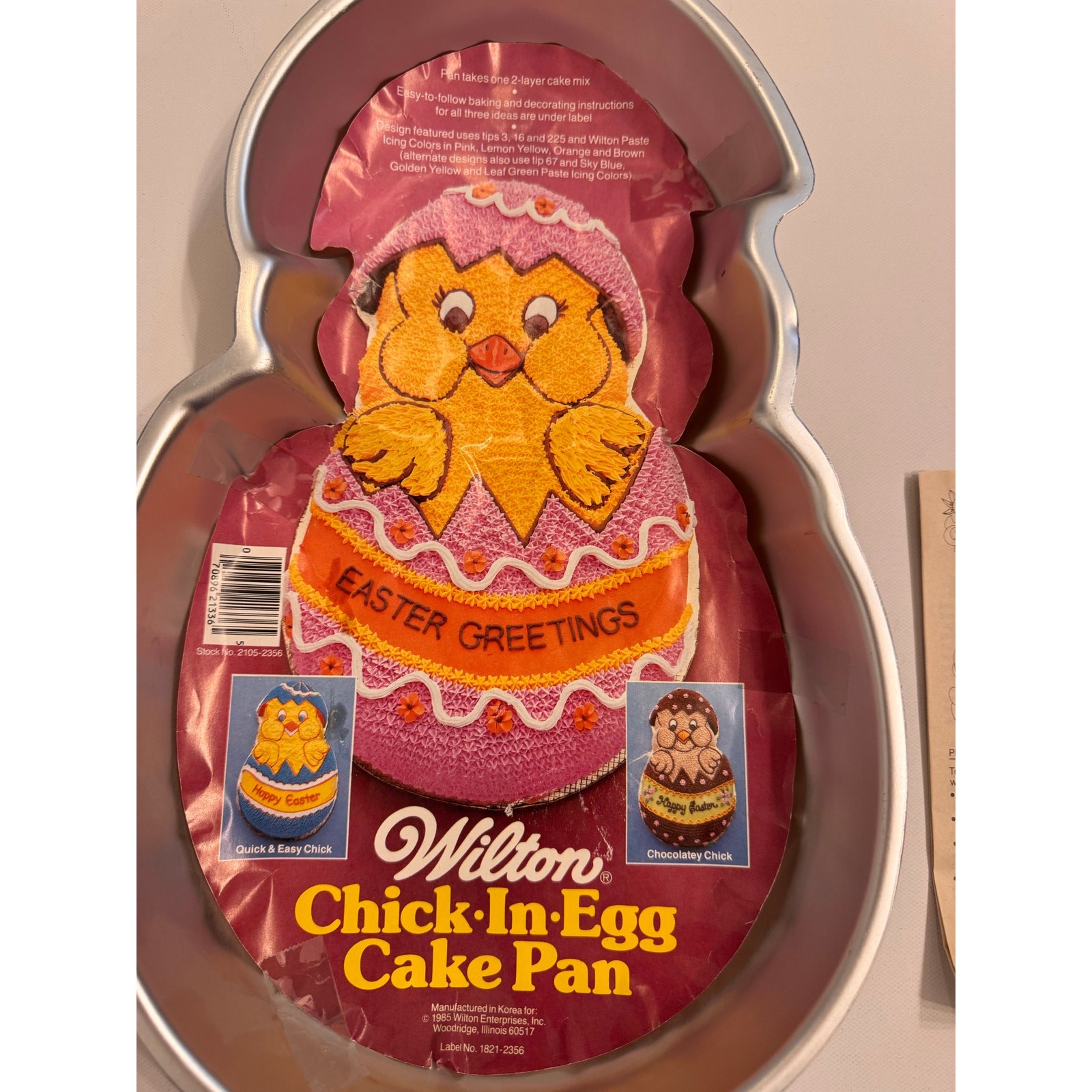 Wilton Vintage 1985 1821-2356 Chick In Egg Cake Pan w/Baking Guide 15x9x2 gallery
