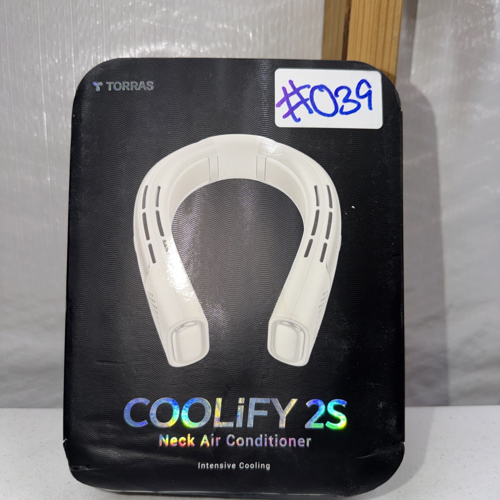 TORRAS - Coolify 2S Smart 3-in-1 Neck Air Conditioner Cooling Heating Fan White gallery