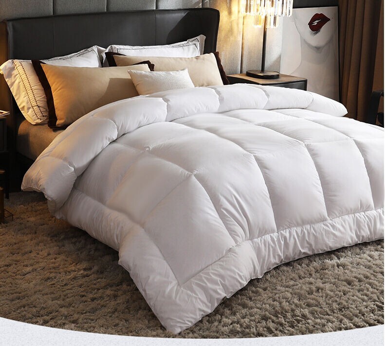 Organic Club Sheep Wool Comforter Noiseless Medium Weight Duvet All-Season gallery