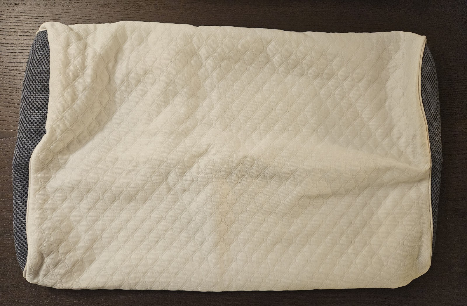 Derila Memory Foam Pillow Case Cover Brand New Still Sealed gallery