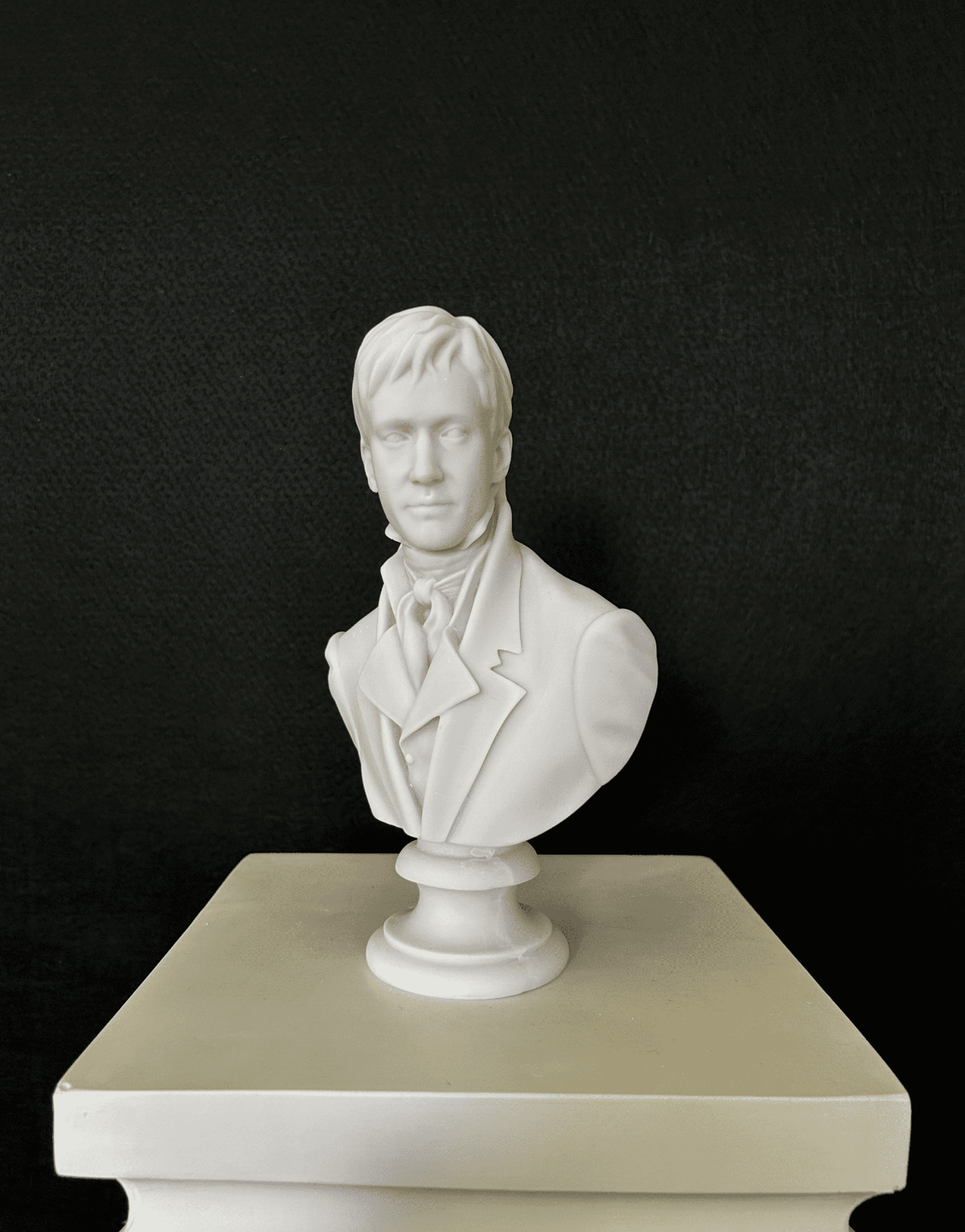 Mr. Darcy & Elizabeth Bennet Bust Statue, 25cm / 10 inch - Pride and Prejudice gallery