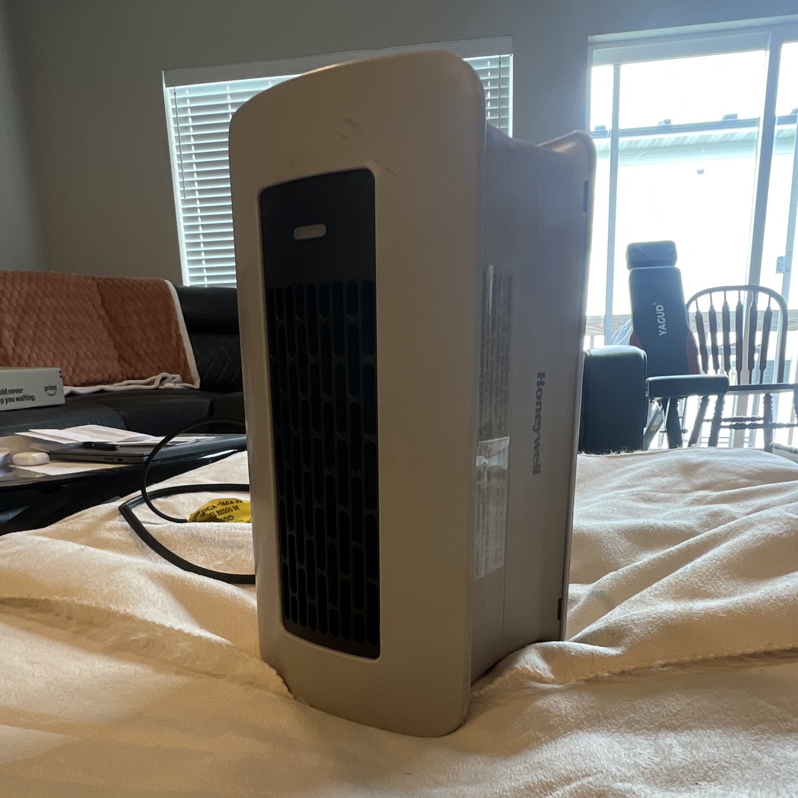 Honeywell Portable Electric Space Heater White 2 Heat Rotary Knob Carry Handle gallery