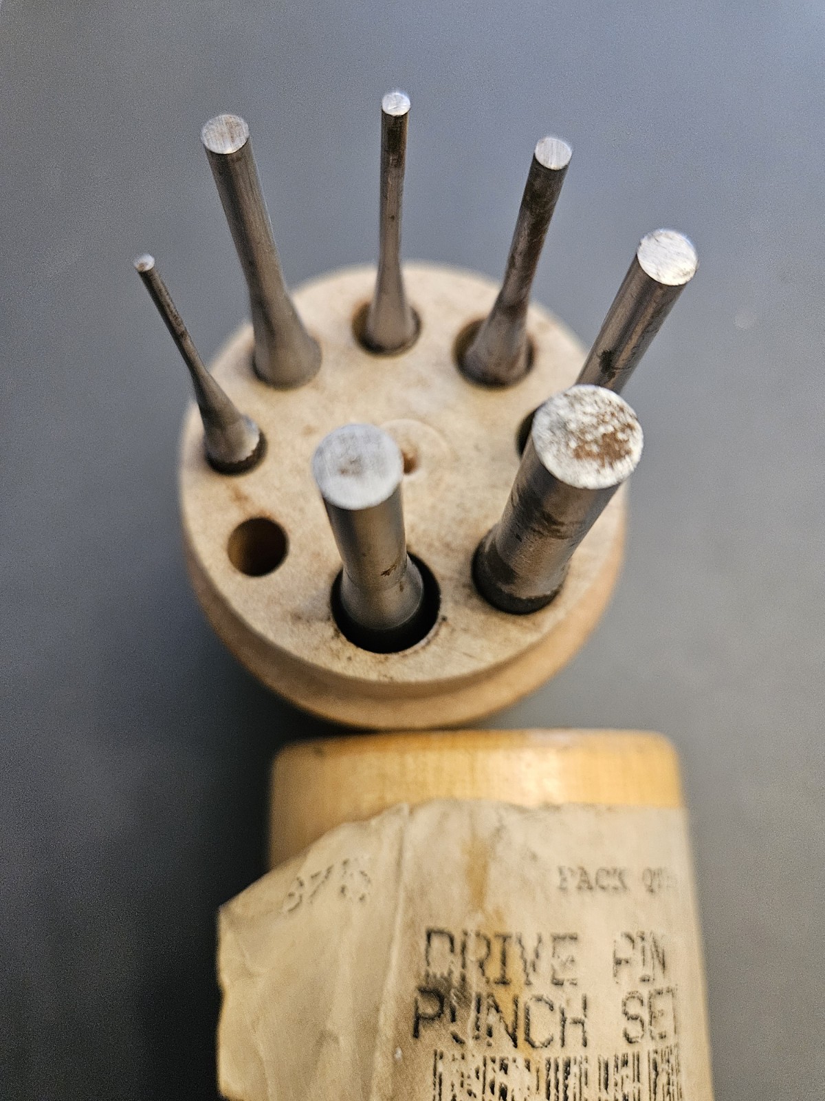 GENERAL TOOLS NO. S-75 7 PIECE DRIVE PIN PUNCHES IN WOOD BOX 1/16" - 5/16" USA gallery