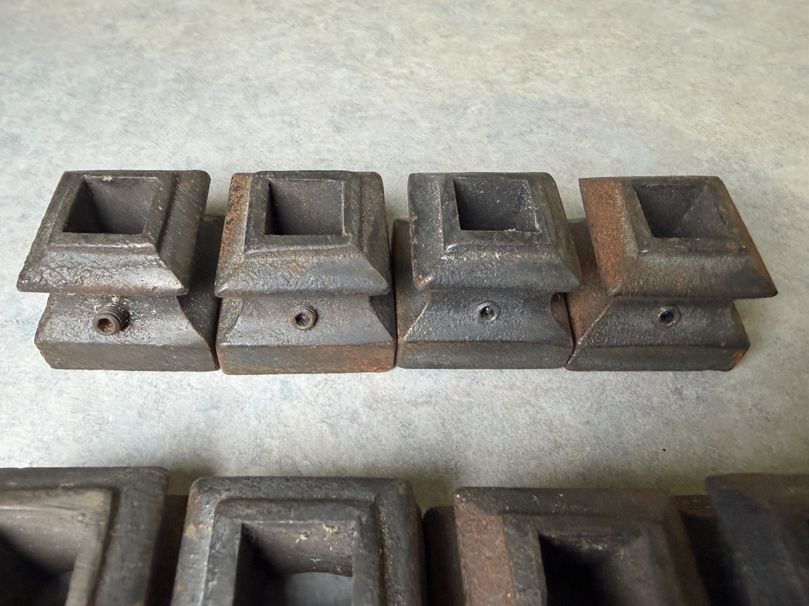 QTY:8 Cast Iron Level Base Baluster Spindle Shoes for 5/8” Square Balusters gallery