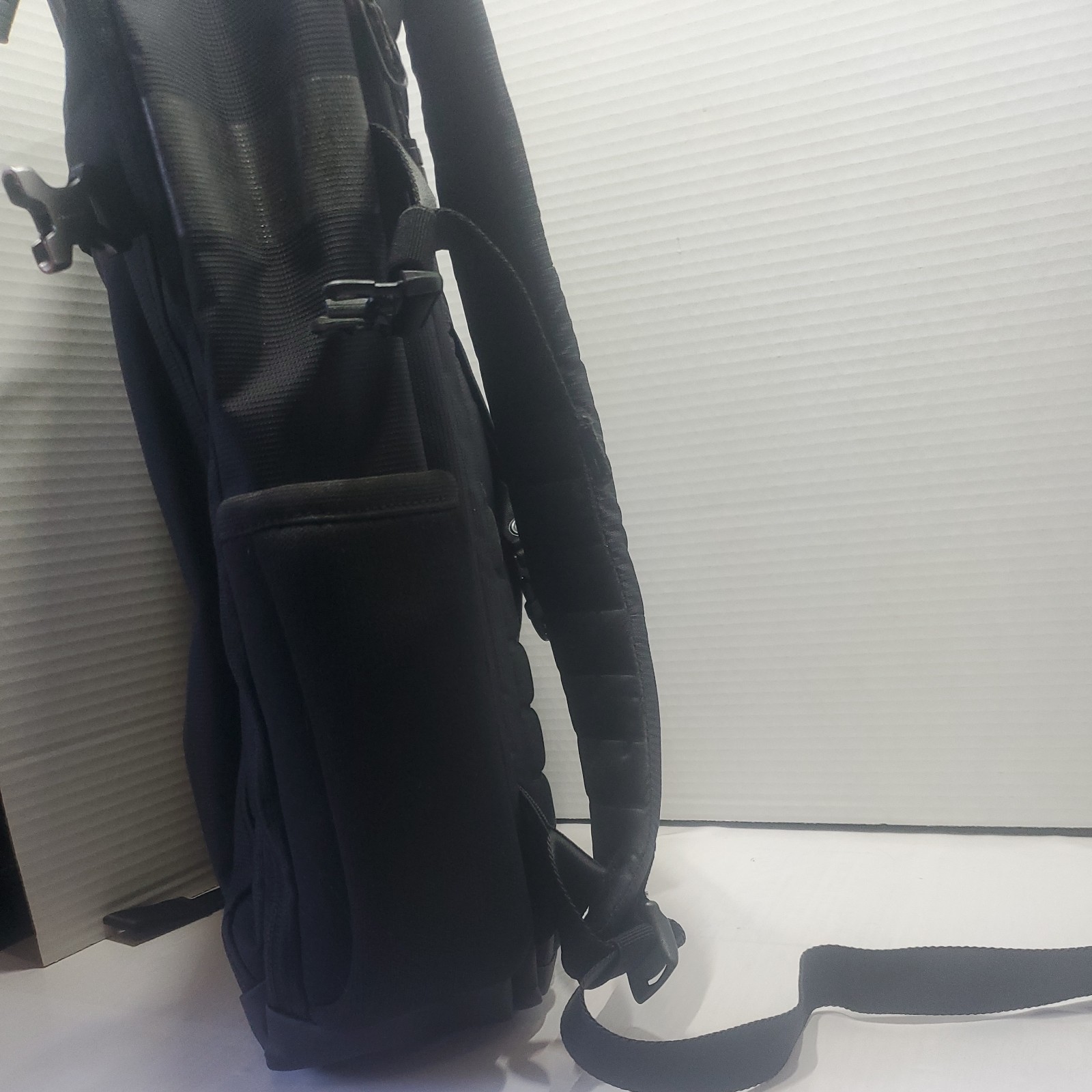TimBuk2- The Division Pack TSF17 Laptop/Backpack BAG pre-owned  3