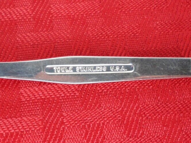 TOWLE USA GLIMMER Pattern 4 Dinner Table Spoons 1 Tea Spoon Lot B E5B gallery