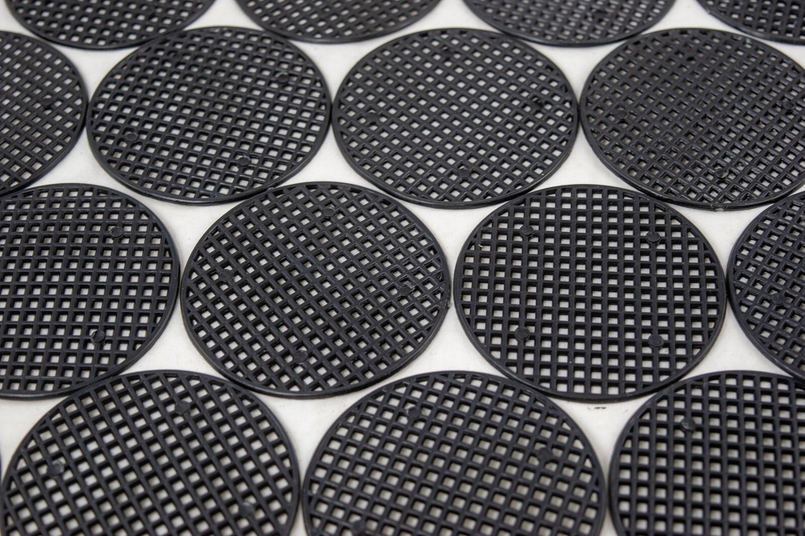 Black Round Plastic Drainage Mesh/Net/Screen for Potted Plant, Bonsai Pot 3"x 3" gallery