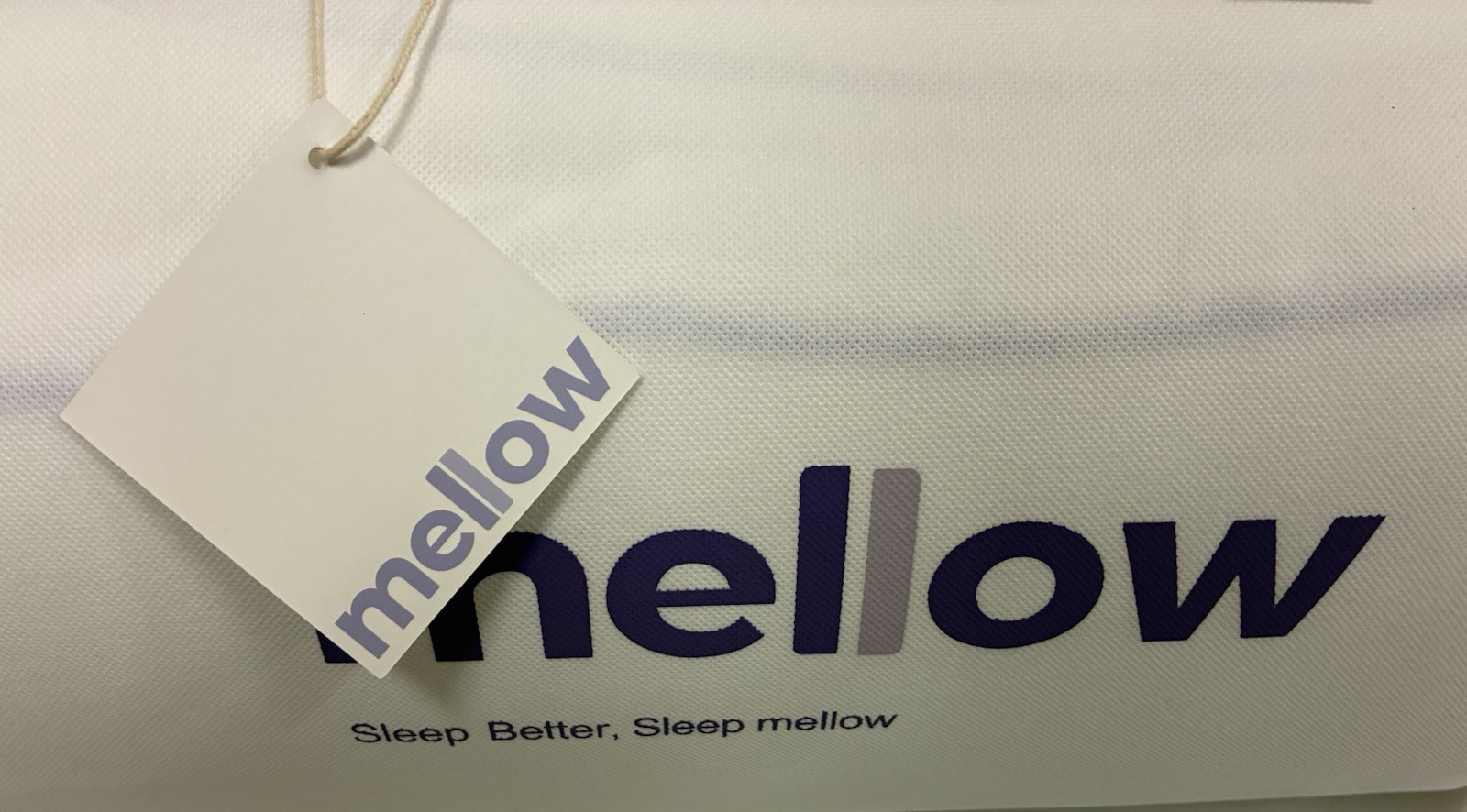 Mellow Memory Foam Mattress Topper – White – Queen Size – 8.6 lbs – New gallery