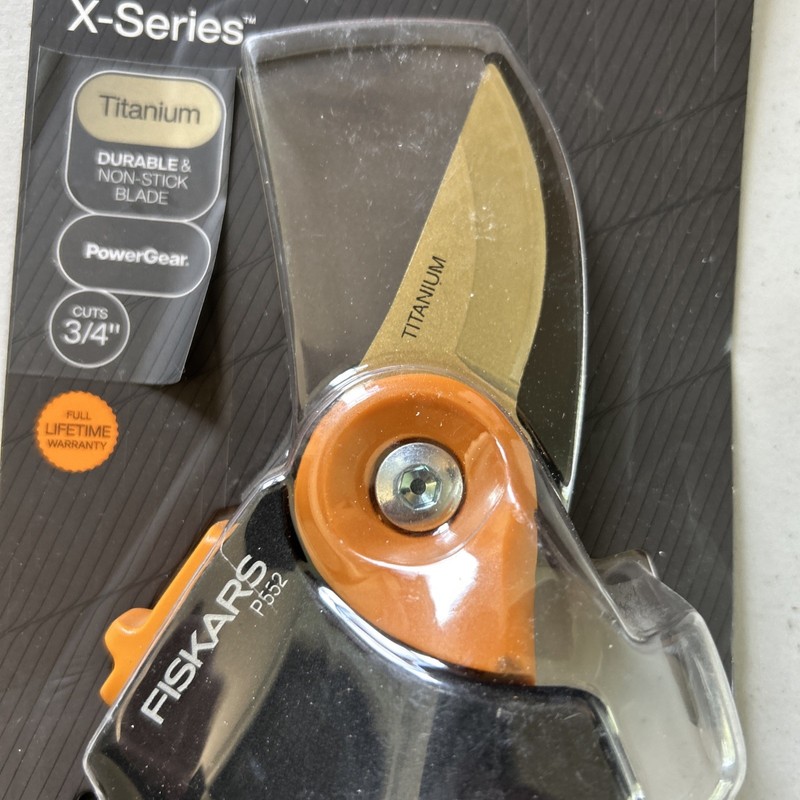Fiskars X-Series Pruner Titanium Blade Ergonomic SoftGrip PowerGear Handle NEW gallery