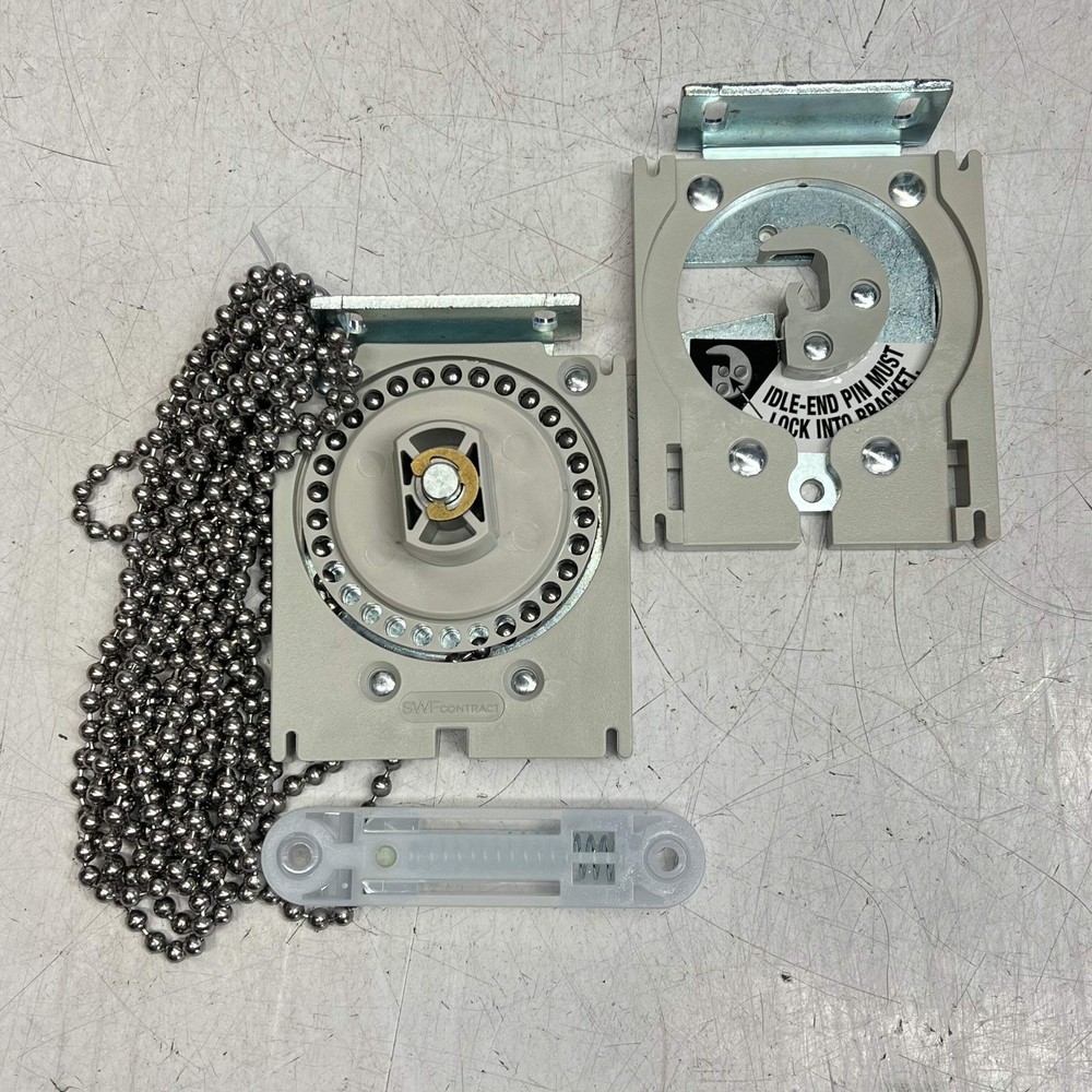 MECHO/5 Standard Bracket Roller Shade Chain Drive & Idle End UBCU-3036-DS-GR