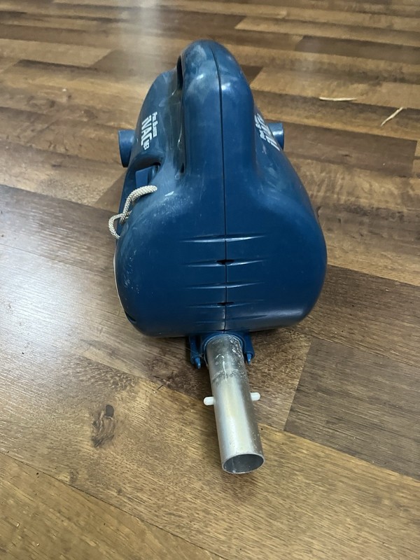 Water Tech Pool Blaster MAX Handheld Swimming Pool/Spa Vacuum Cleaner Untested gallery