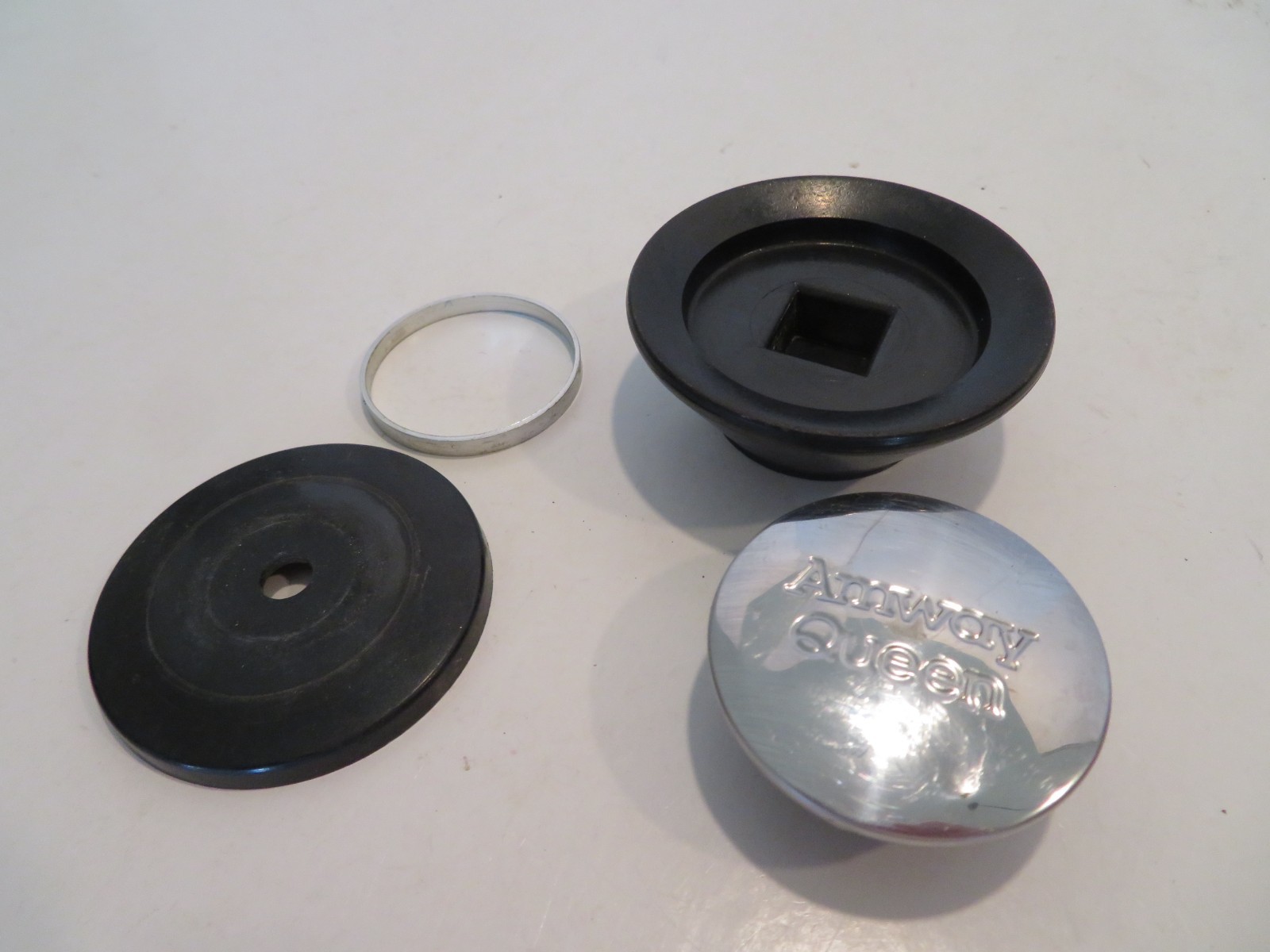 Amway Queen Lid Knob Complete OEM Used gallery