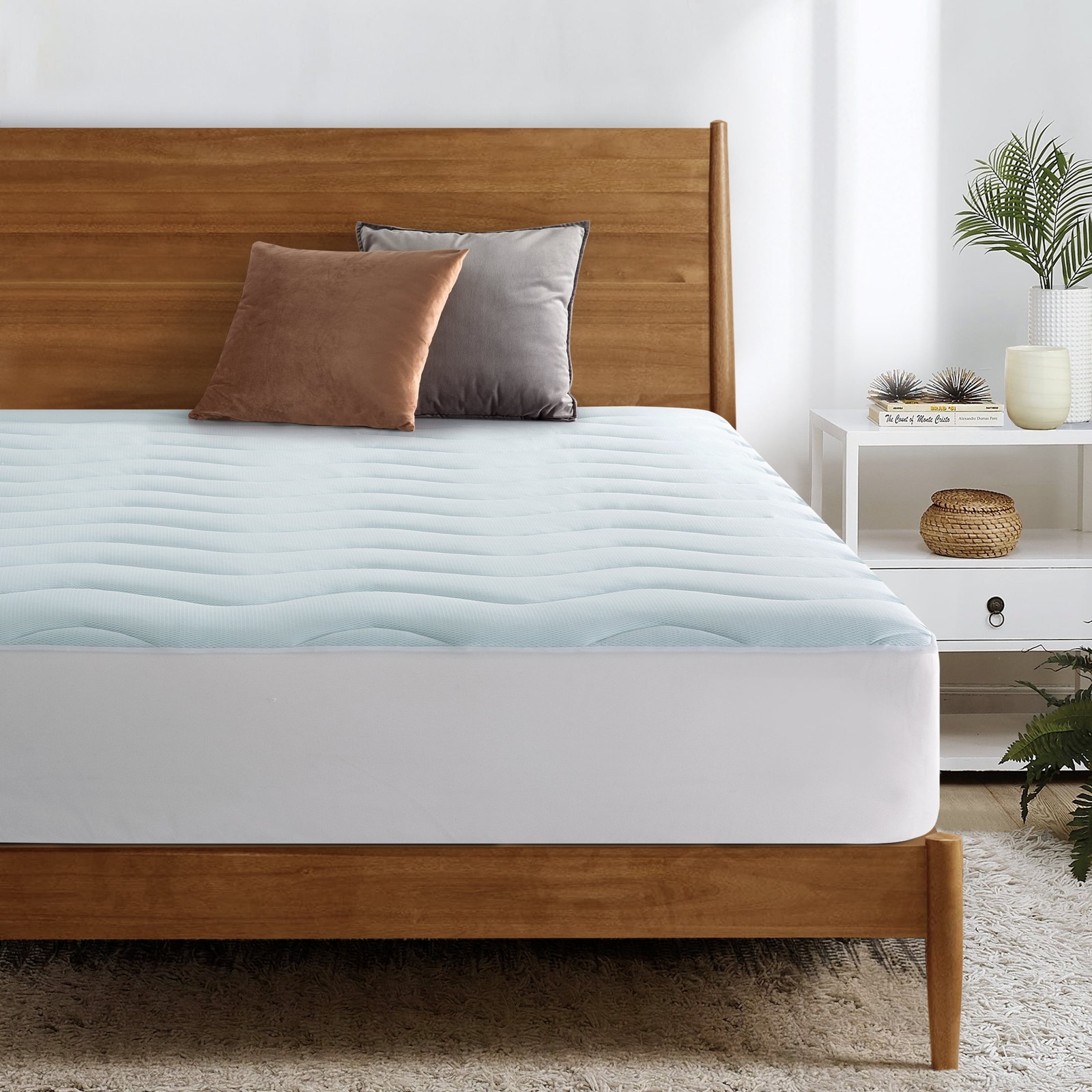Sertapedic Cool, Fresh & Clean Quilted Comfort Mattress Pad, Queen gallery