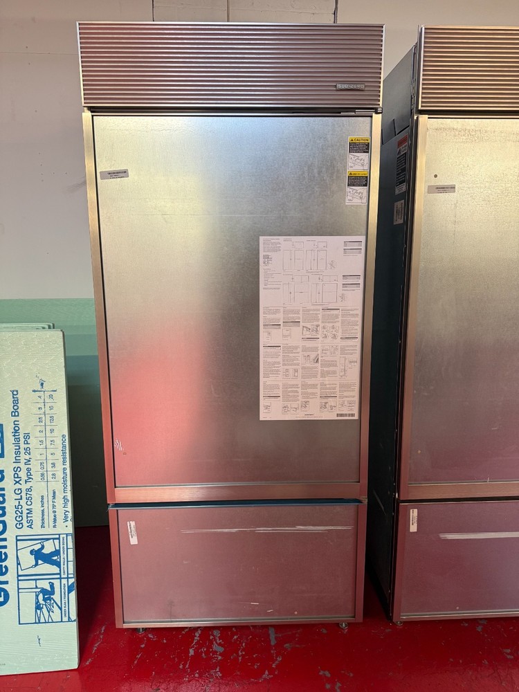 36” Subzero Refrigerator Freezer Panel Ready BI36UORH (Used 2018)