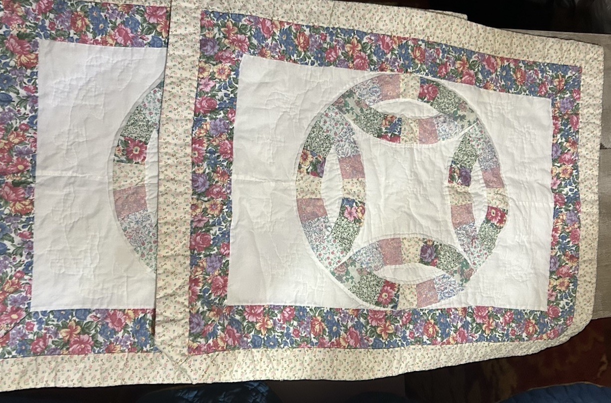 Cottage Core Handmade Quilted Double Wedding Ring Pillow Shams Set Of 2 Vintage gallery