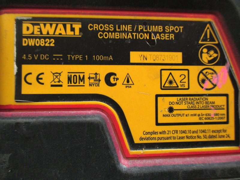 DeWalt DW0822 Self-Leveling Cross Line Plumb Spot Laser Level, with Storage Case gallery