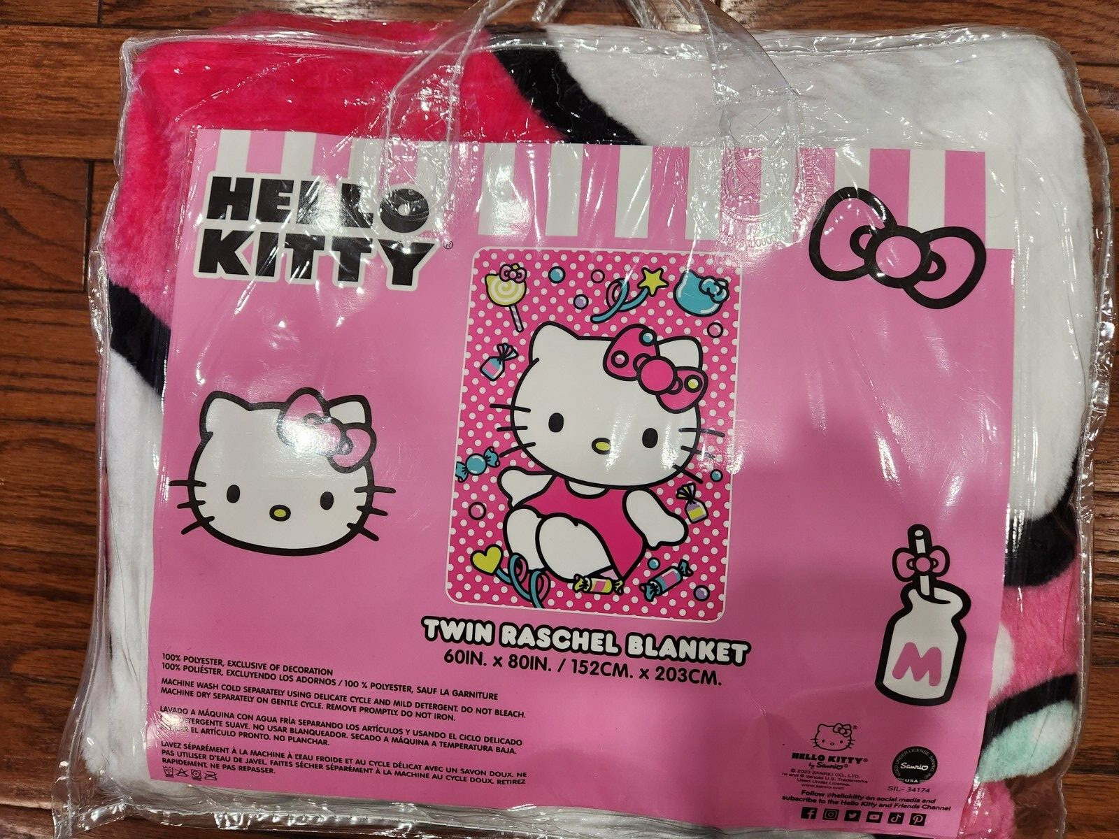 HELLO KITTY TWIN RASCHEL BLANKET 60IN x 80IN BY SANRIO NORTHWEST 152CM X 203CM. gallery