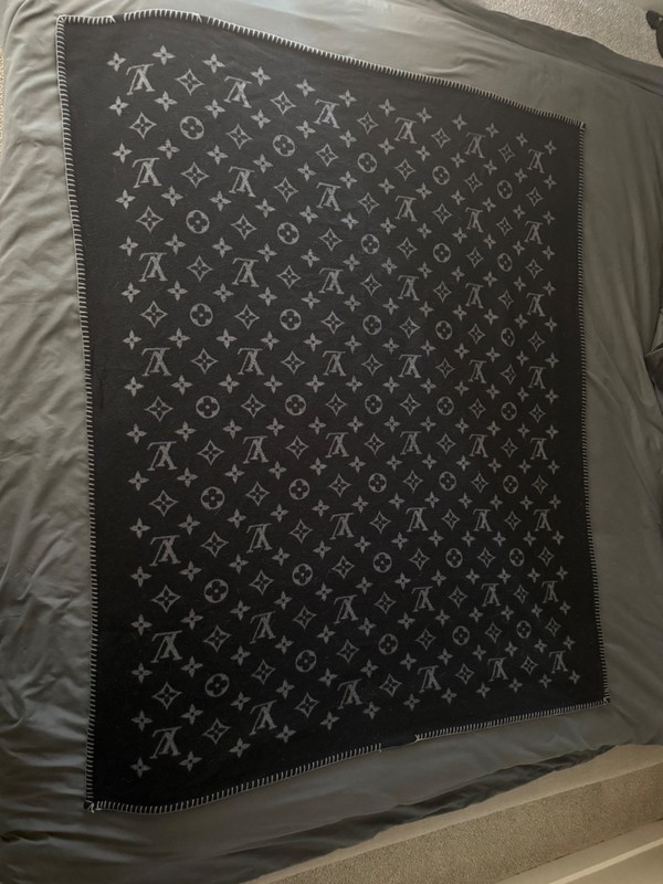 Louis Vuitton Monogram Eclipse throw blanket gallery
