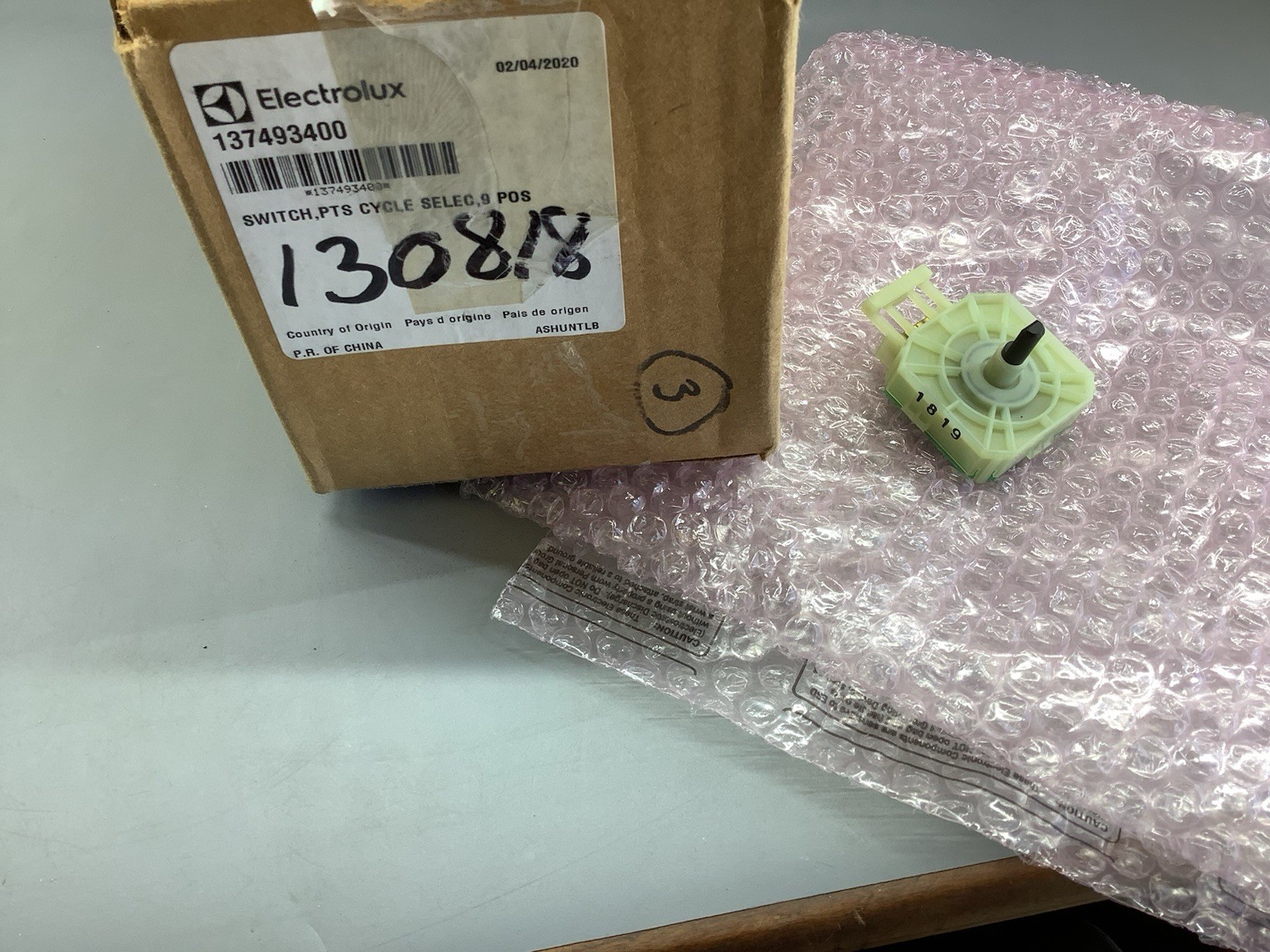NEW OEM Genuine Electrolux Laundry Cycle Selector Switch 137493400 gallery