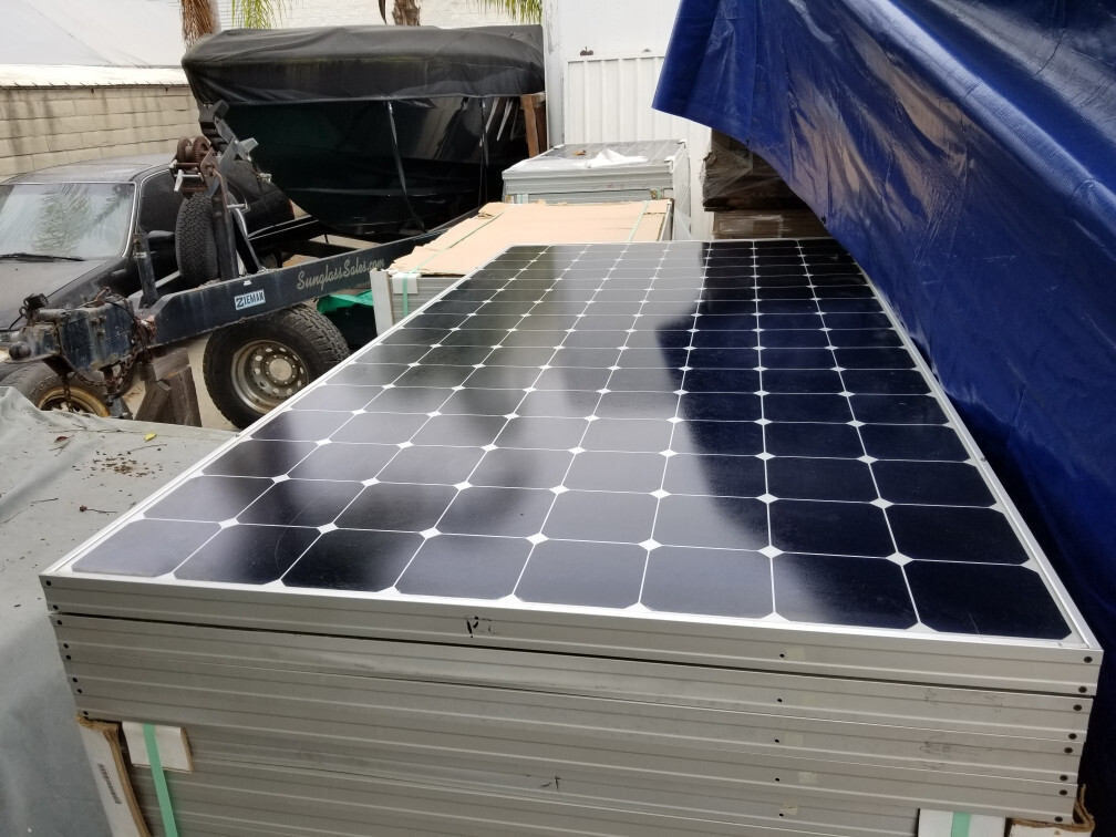 SUNPOWER 435W E20-435-COM US MADE 85.6 VOLT COMMERCIAL SOLAR PANEL gallery