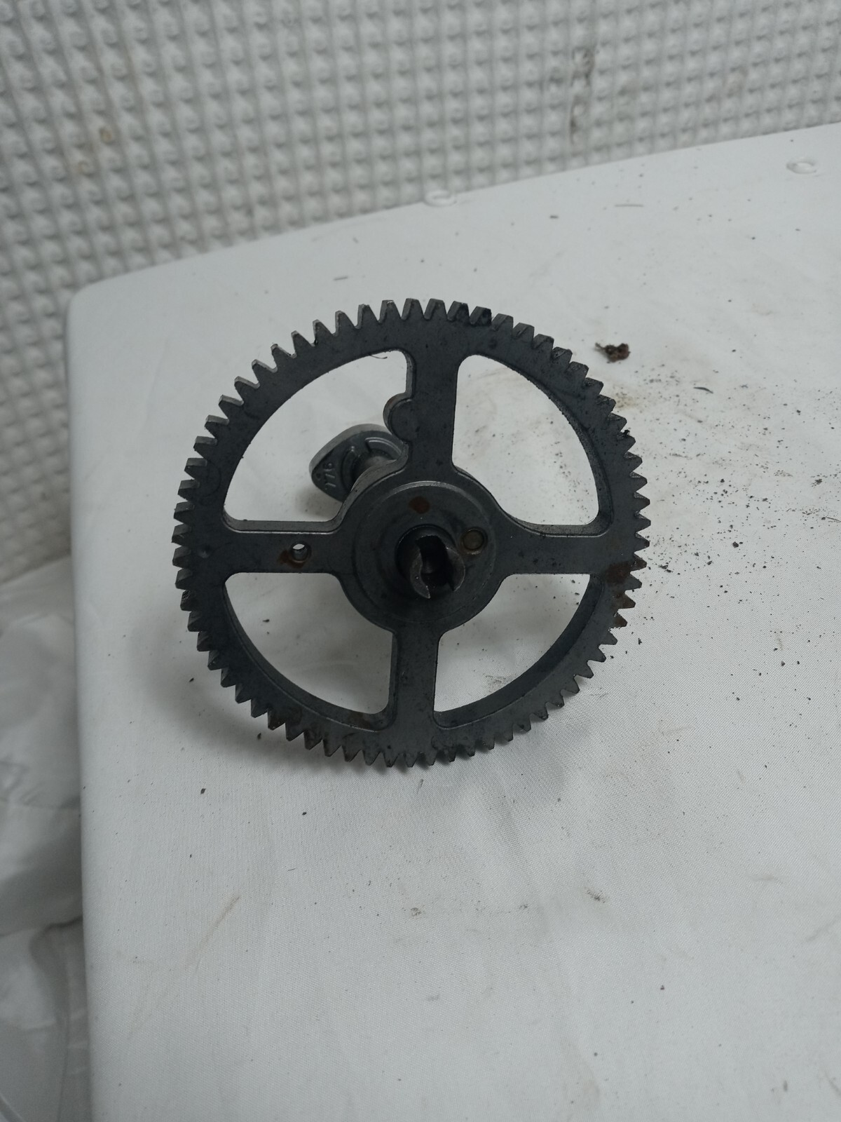 Briggs & Stratton Camshaft 793880 gallery