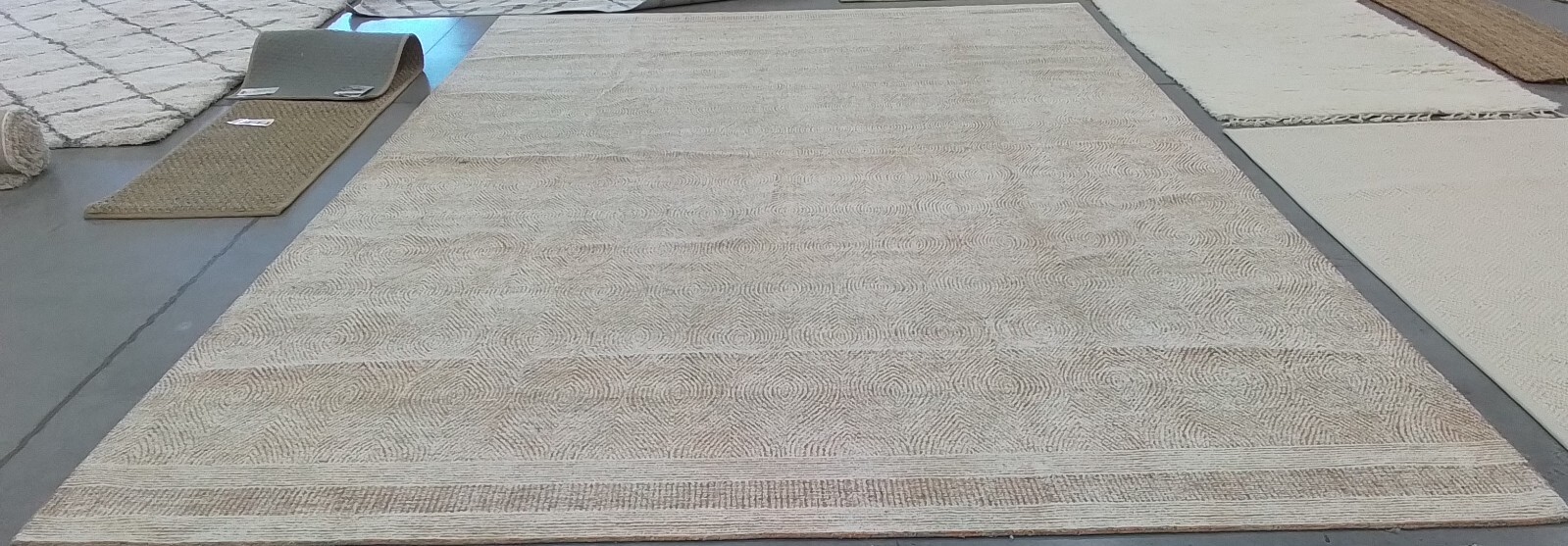IVORY / RUST 12'-0" x 18'-0" Flaw in Rug, Reduced Price 1172770512 ABT340P-1218 gallery