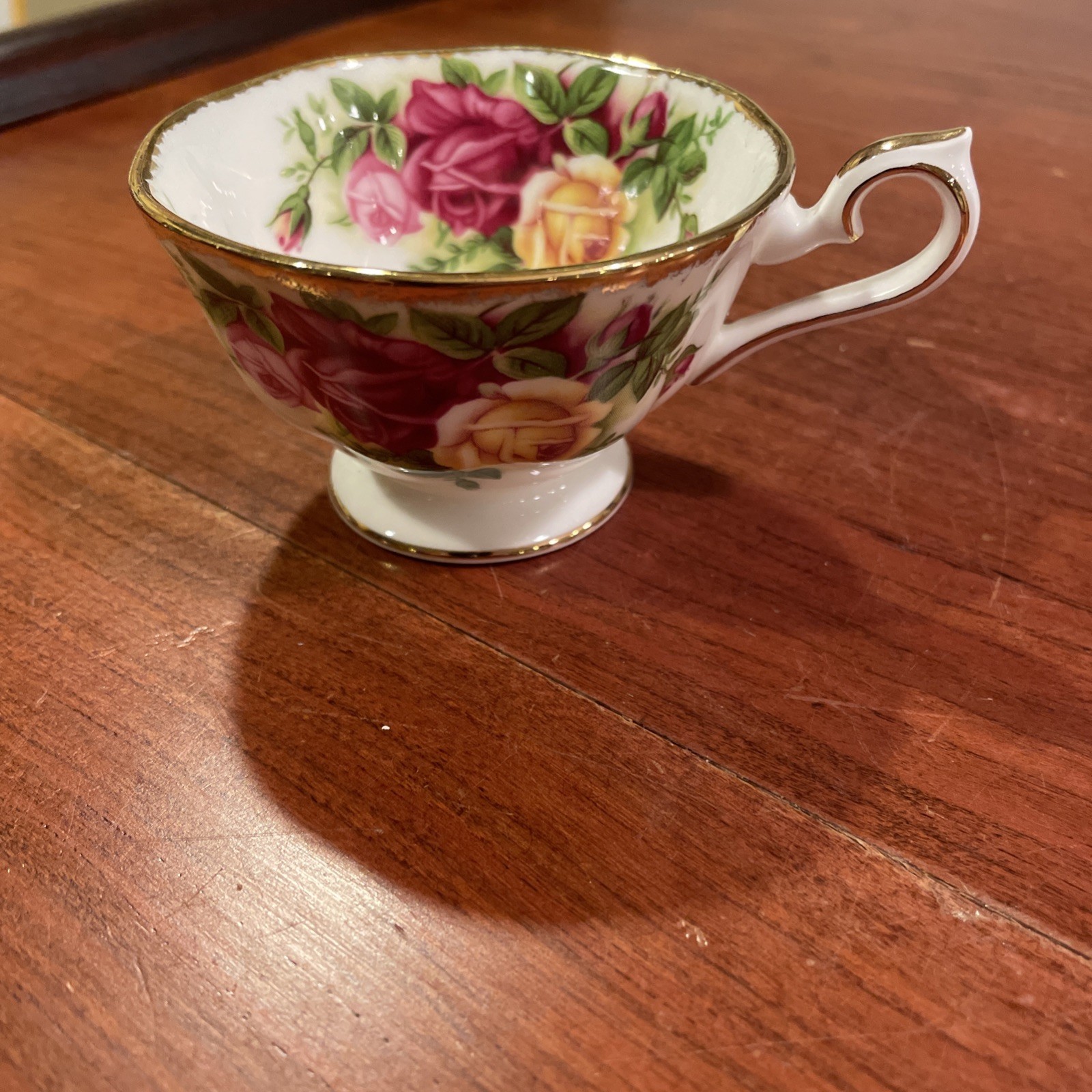 Vtg Royal Albert Old Country Roses Coffee Tea Cup gallery