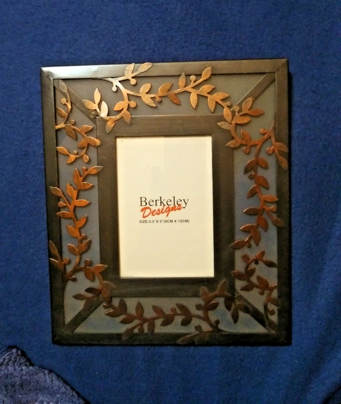 Vintage Berkeley Designs Brushed Copper Black Cherry Vine Picture Fame JB107 gallery