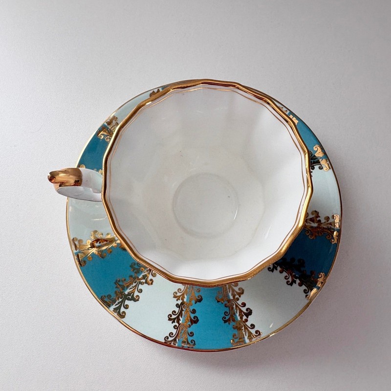 Elizabethan Fine Bone China Tea Cup Saucer Turquoise Gold Filigree Made England gallery