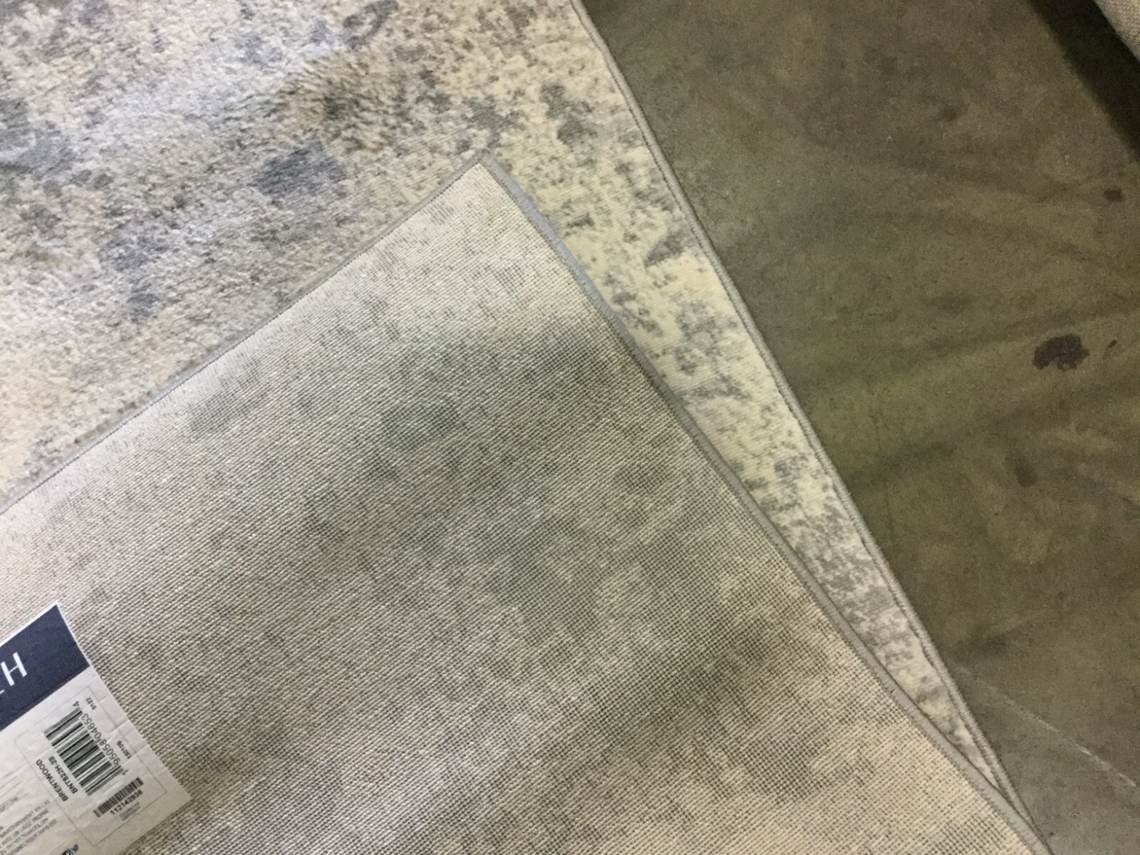 GREY / IVORY 2'-0" x 8'-0" Back Stain Rug, Reduced Price 1172668600 BNT822H-28 gallery