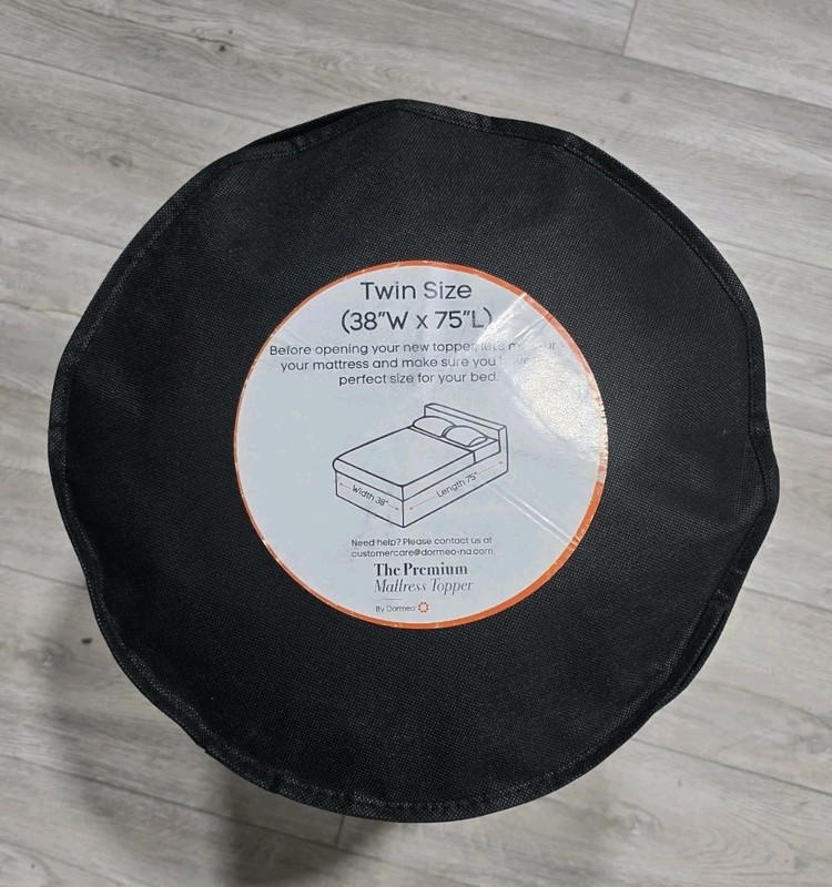 Dormeo Premium Cooling Mattress Topper Ergonomic With Octaspring New In Box gallery