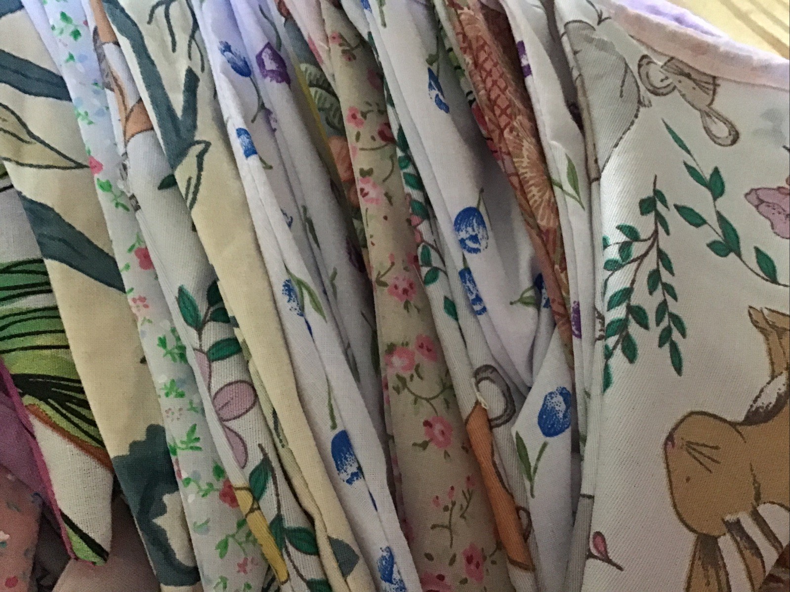 Handmade Double Sided Bunting 125 Flags Apx 25m - Mixed Blue, Pink, Green Floral gallery