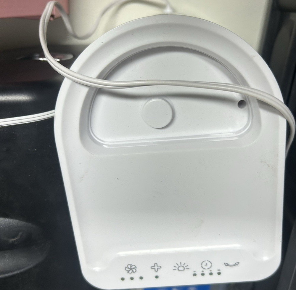 Portable Electrostatic Air Purifier USB Tabletop White Night Light 80 sq ft