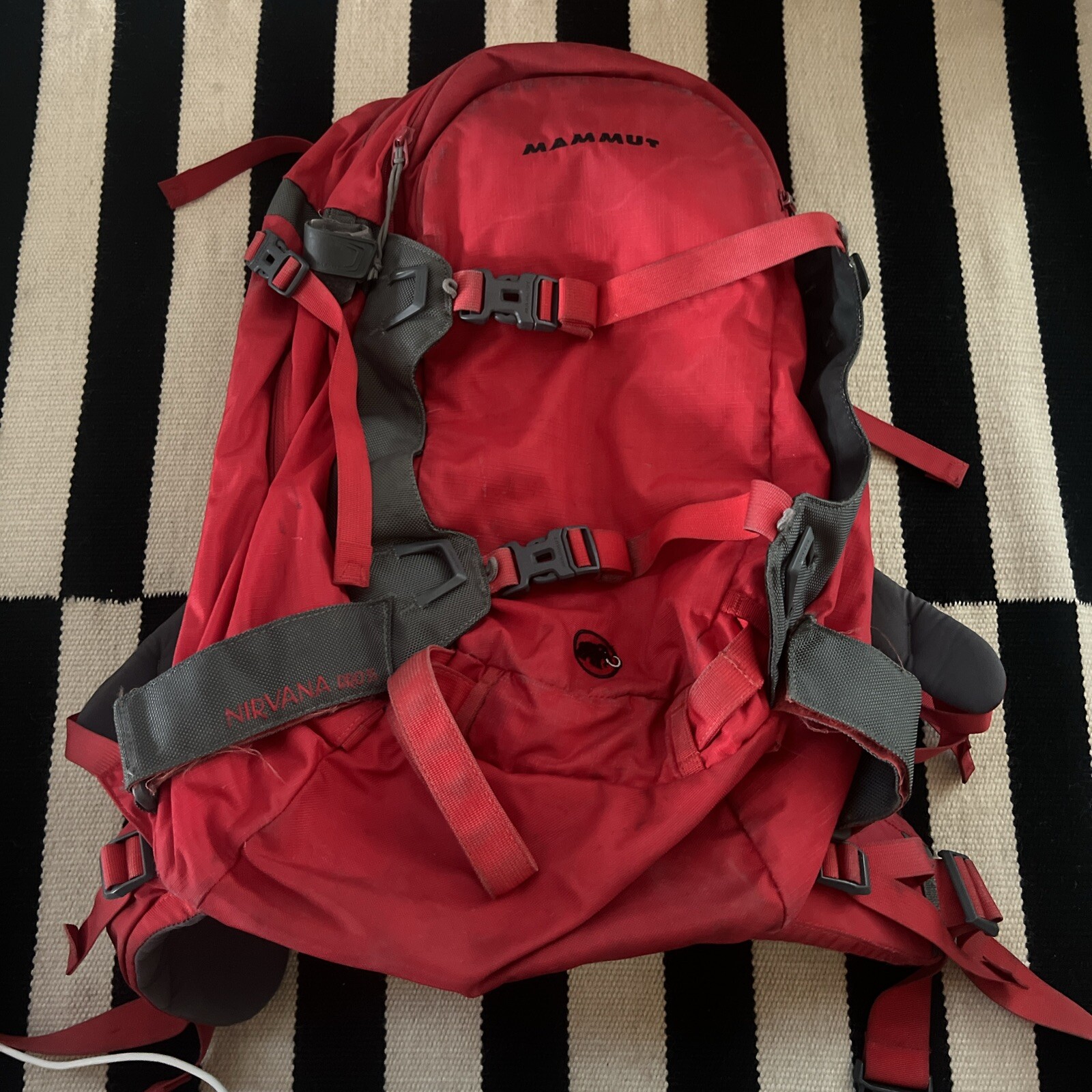 Mammut Nirvana Pro 35 Red Backpack 2