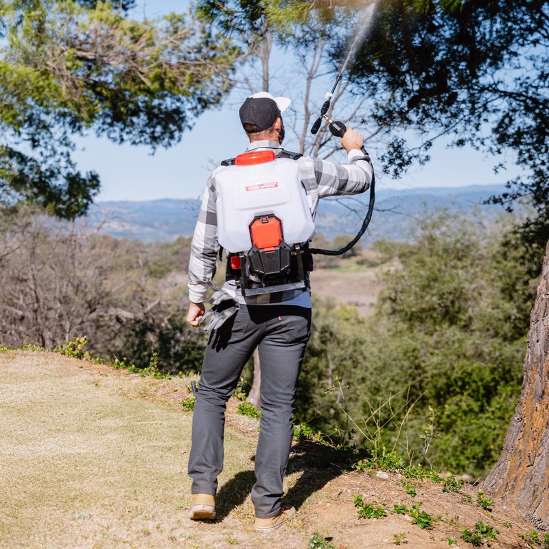 5 Gallon Battery Powered Backpack Sprayer 36V Electric 30 Ft Reach gallery
