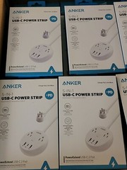 Anker PowerStrip Pad 2 Outlets Power Strip 3 USB (2 USB-A, 1 USB-C) 42W 5ft Cord
