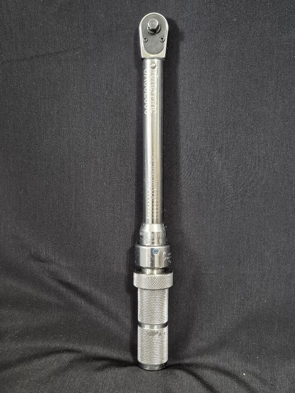 PRECISION INSTRUMENTS M 1R50H 1/4" 10-50 IN /LB TORQUE WRENCH gallery