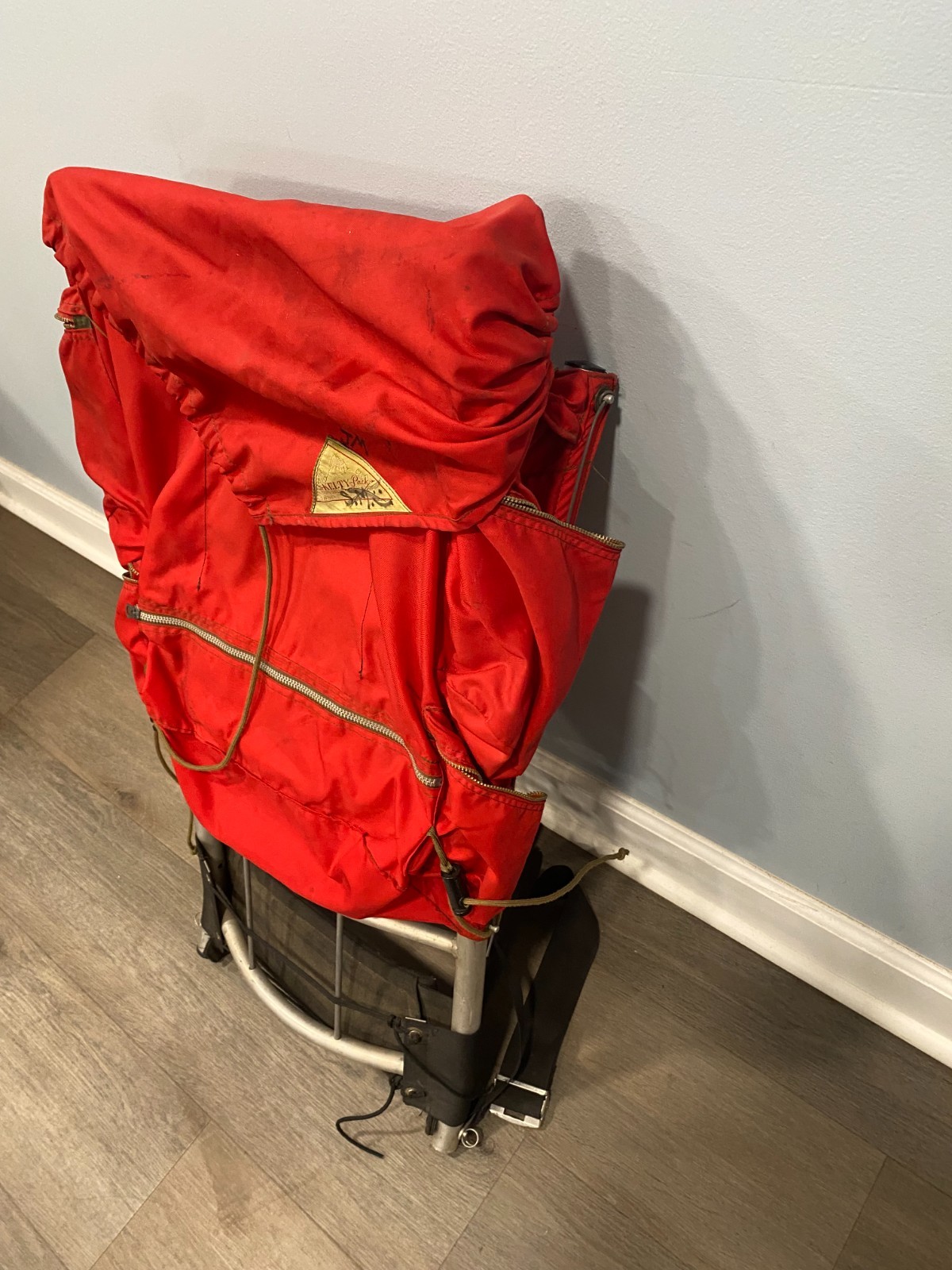 Vintage Kelty External Frame Hiking Backpack Multi Pocket Red 3