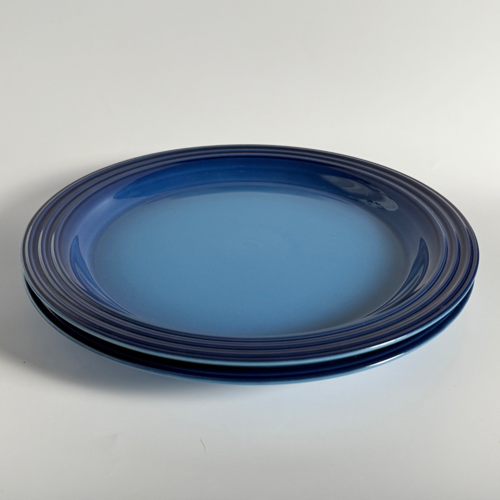 Le Creuset Azure Blue Dinner Plates Set of 2 – 27cm Glazed Stoneware New gallery