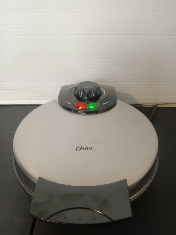 Oster Belgian Waffle Maker Stainless Steel Housing/Non Stick New Open Box gallery