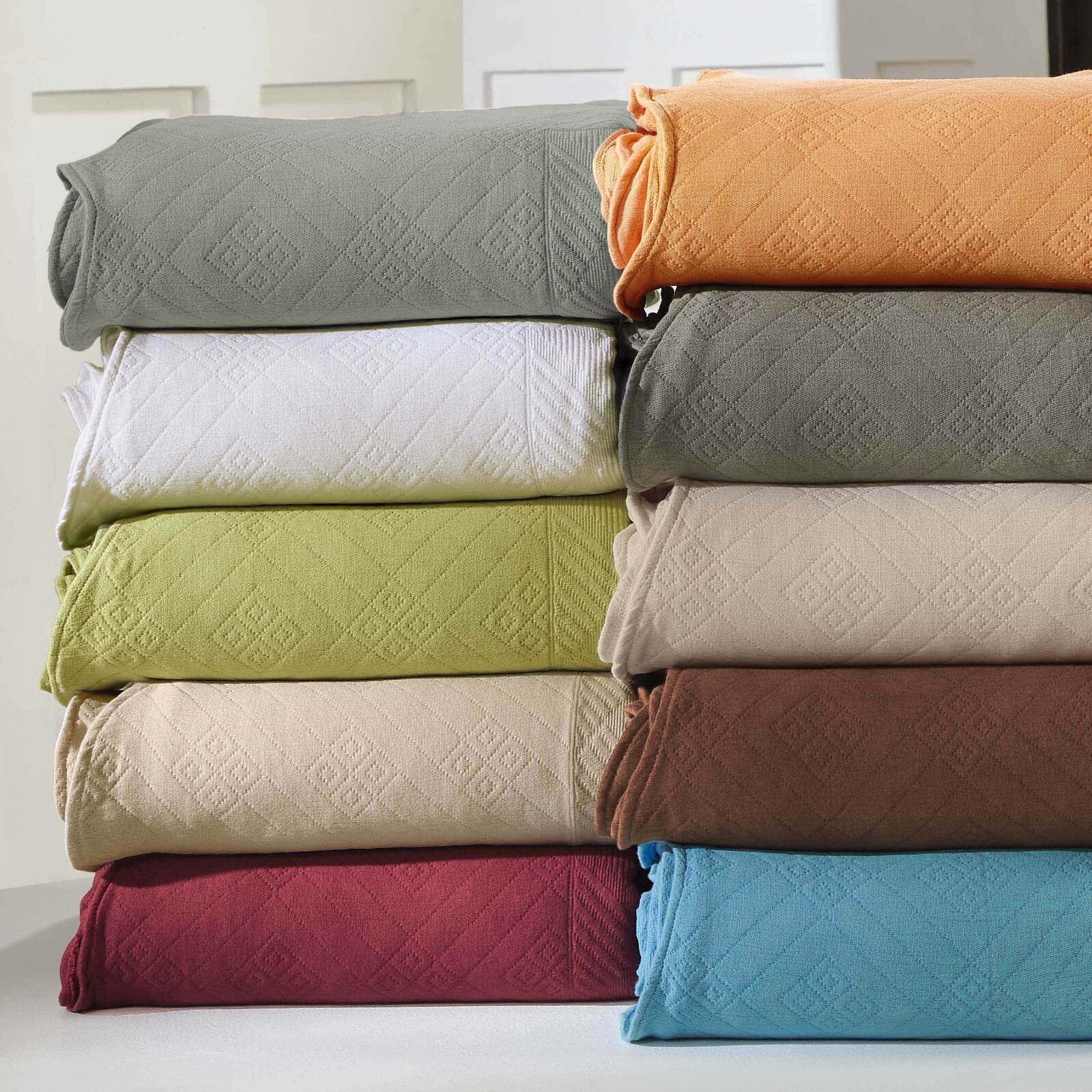Geometric Traditional Cotton Jacquard Matelasse Scalloped Bedspread Coverlet Set gallery
