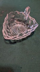 FOSTORIA AMERICAN PATTERN 3 CORNERED BOWL WITH HANDLE 5″ WIDE VG USED COND
