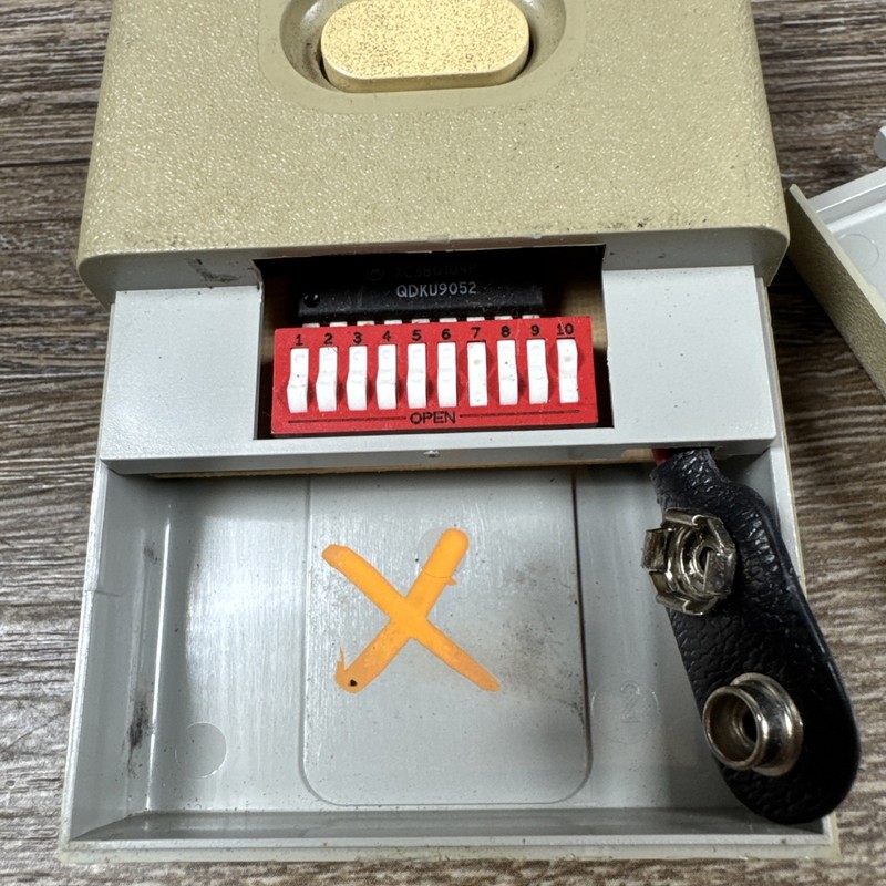 3089 Multi-Code 308911 OEM Linear MCS308911 300mhz 1 Button Remote gallery