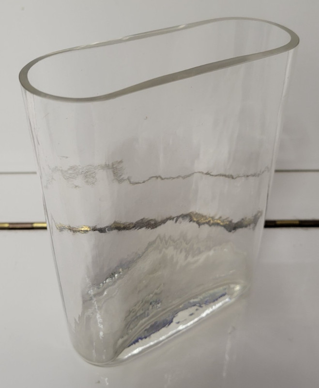 RECTANGULAR CLEAR GLASS VASE ROUNDED EDGES 6.25 BY 5.5 BY 3 INCHES gallery