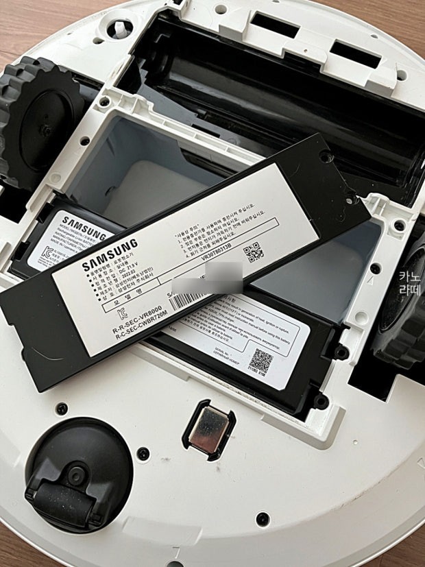 Samsung BESPOKE Jet Bot Battery / DJ96-00233A /VCA-RBT80 - VR30T8 /100% Genuine gallery