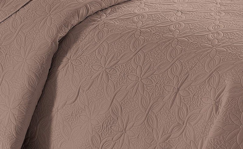 3pc Embossed Coverlet Bedspread Set Oversized Bed Cover Solid Floral Daisy Pa... gallery