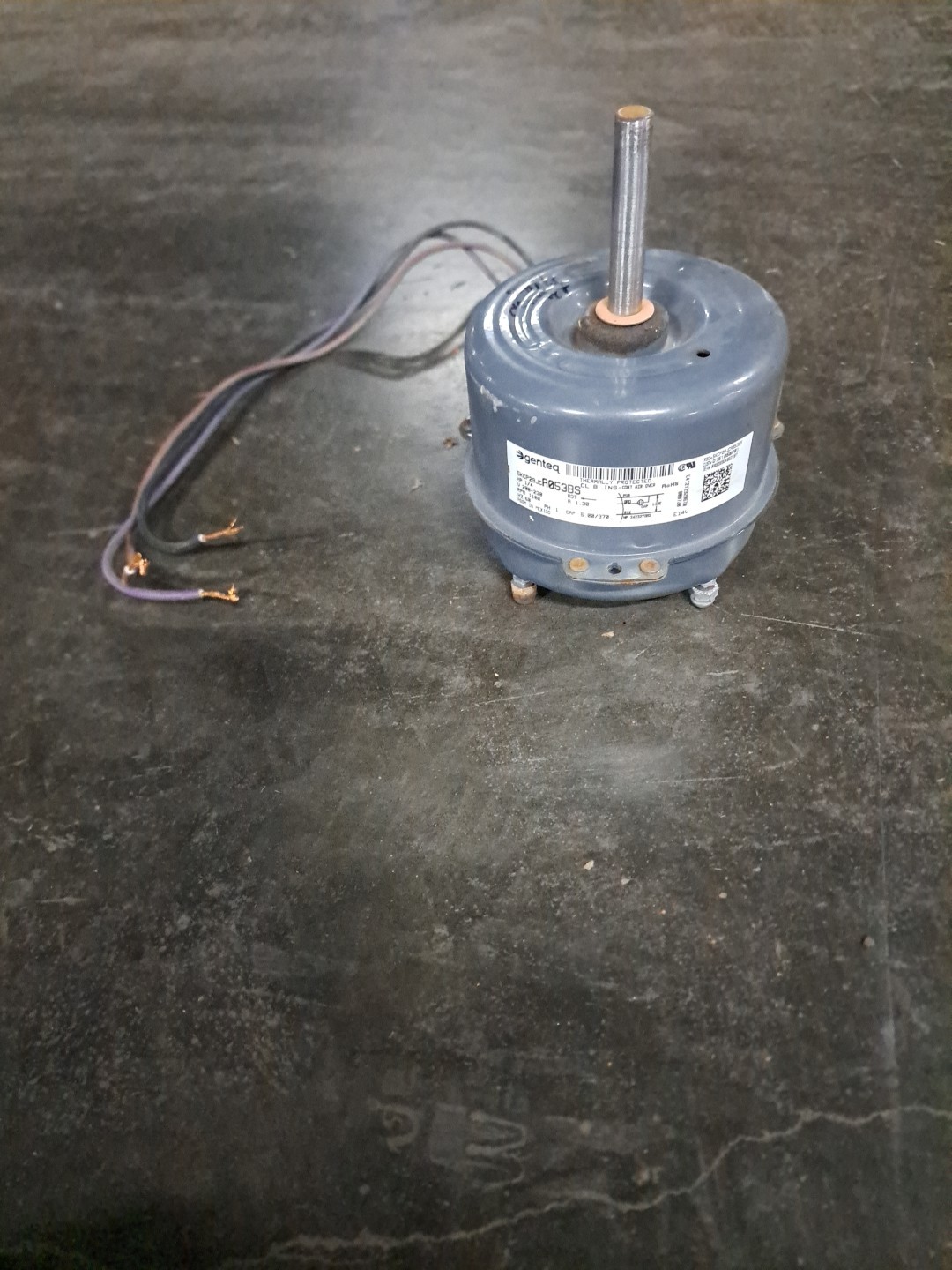 5KCP29JCA053BS Condenser Fan Motor 1/4HP 230v Trane GE Genteq **WIRES CUT** gallery