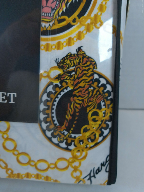 Ed Hardy Six Piece Queen Size Bed Sheet Set Four Pillowcases Incuded gallery