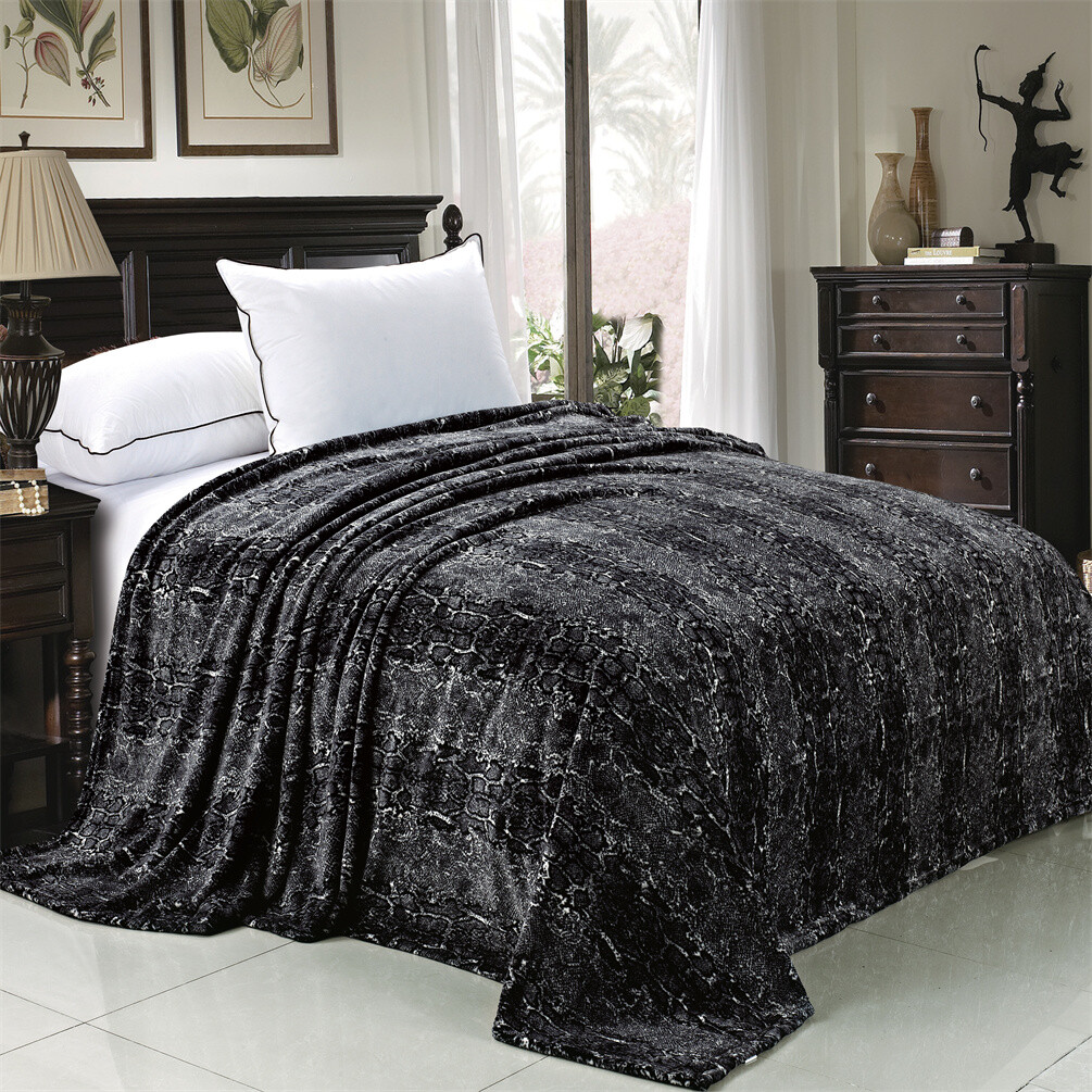 Flannel Fleece Throw Luxury Extra Soft Light Weight Bed Warm Blanket Snake Print gallery