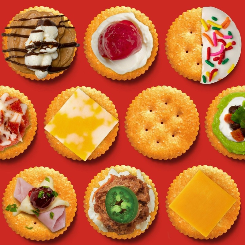 RITZ Fresh Stacks Original Crackers Party Size 16 Packs 23.7oz gallery